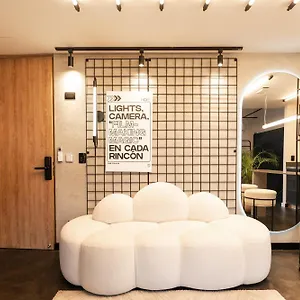 Indie Universe Creative Hotel Medellin