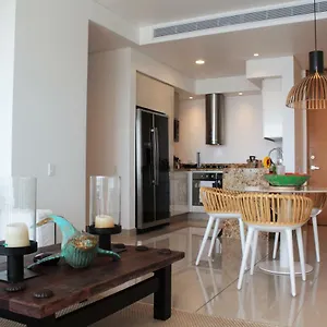 Encantador - H2 Cartagena